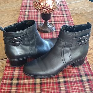 Bandolino Black Ankle Boots